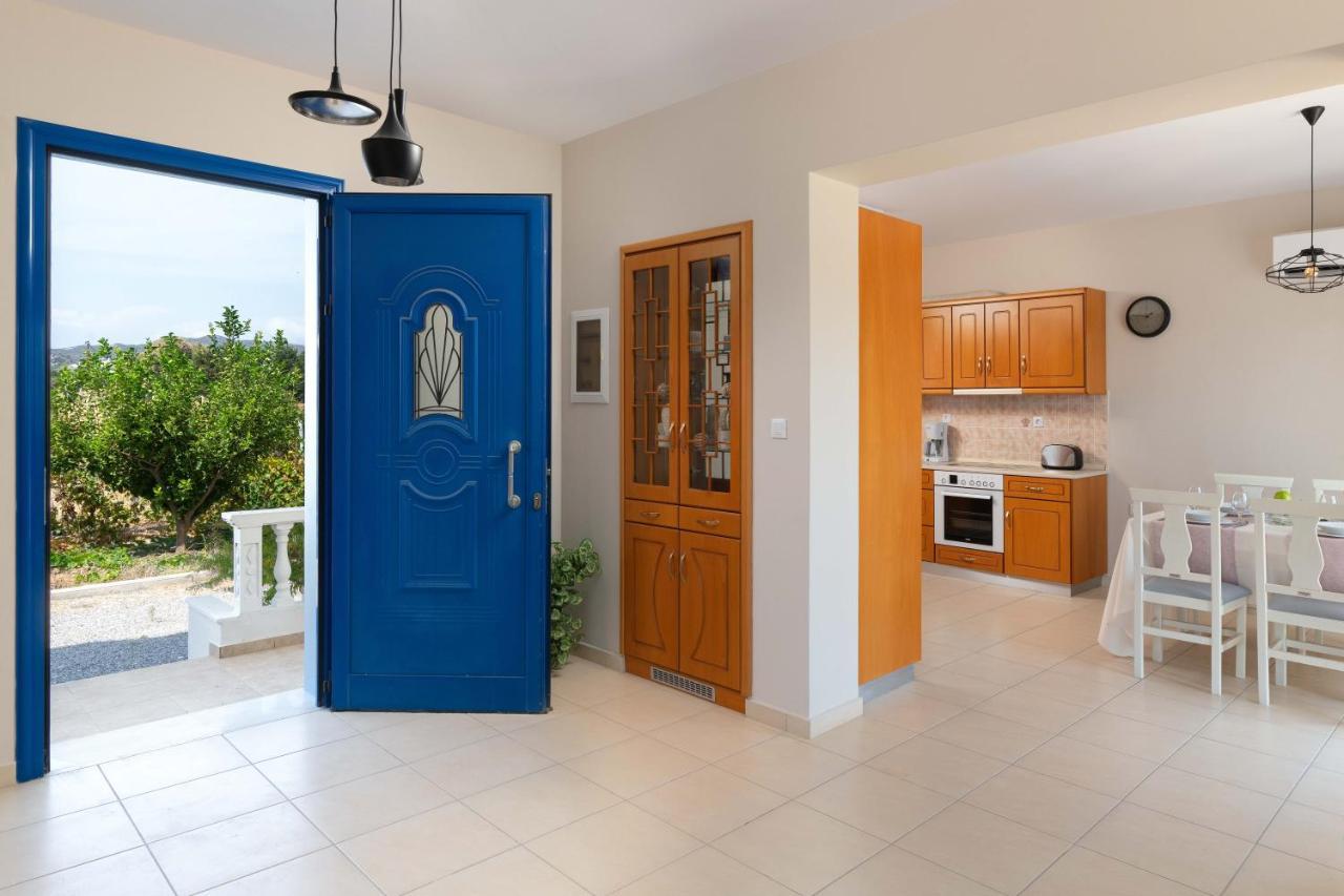 Rita Mare Seafront Villas Heated Pools Генади Екстериор снимка