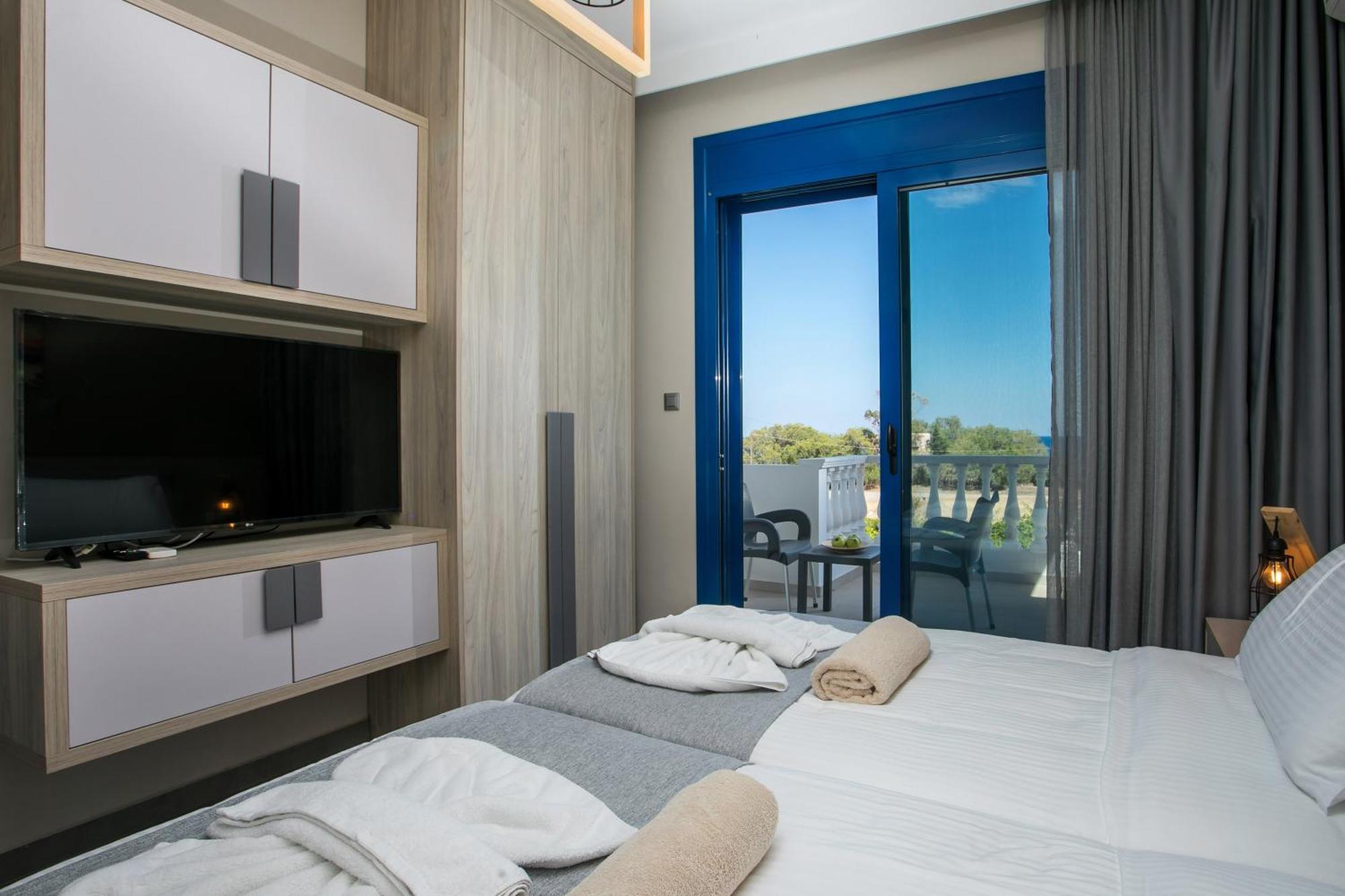 Rita Mare Seafront Villas Heated Pools Генади Екстериор снимка