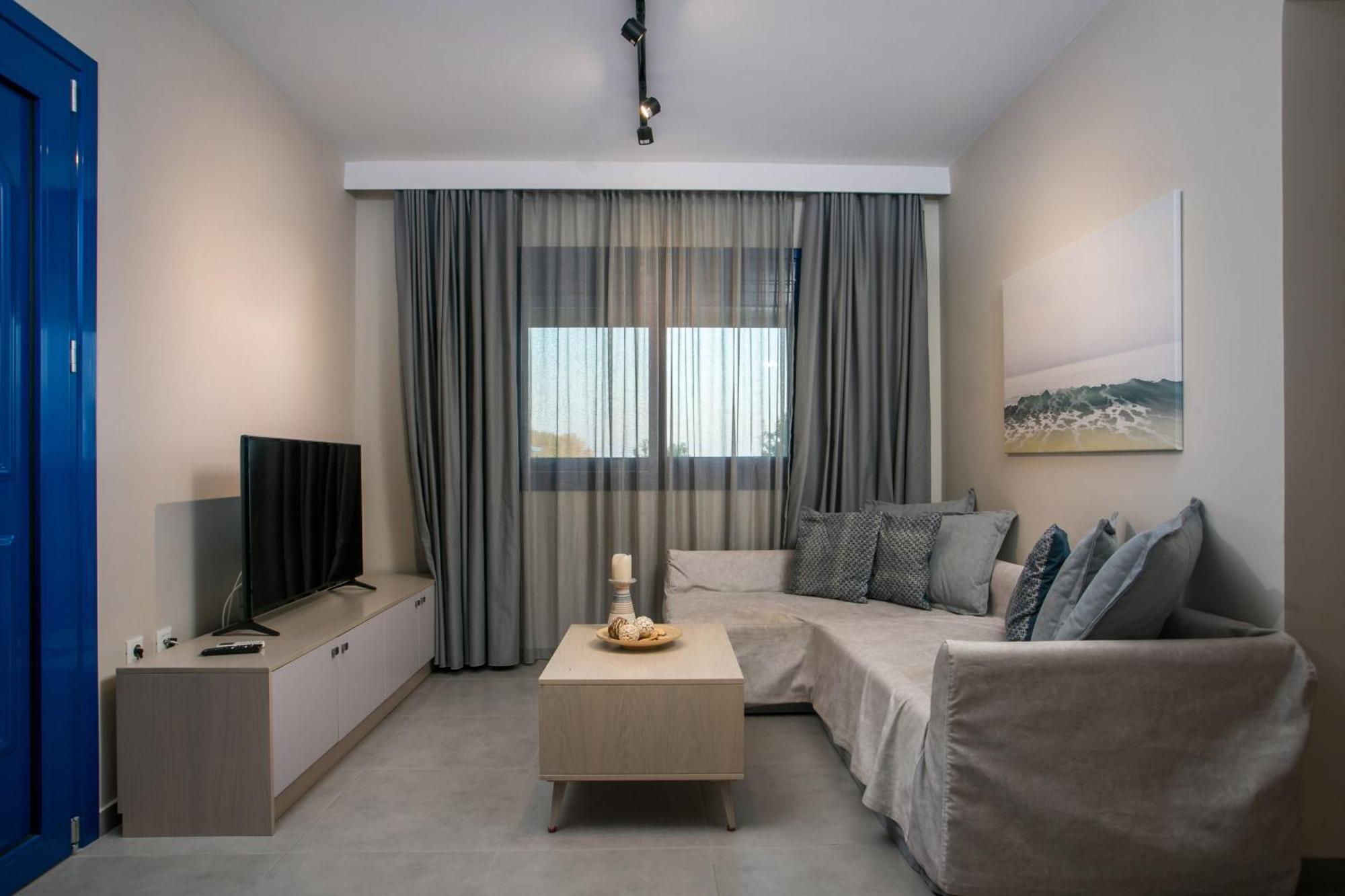 Rita Mare Seafront Villas Heated Pools Генади Екстериор снимка